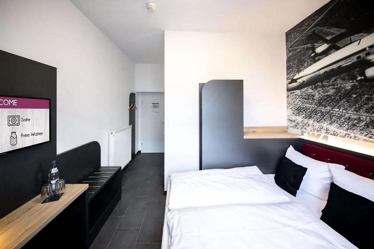 Airport Hotel Dürscheidt by SMARTY - KONTAKTLOSER SELF CHECK-IN Köln