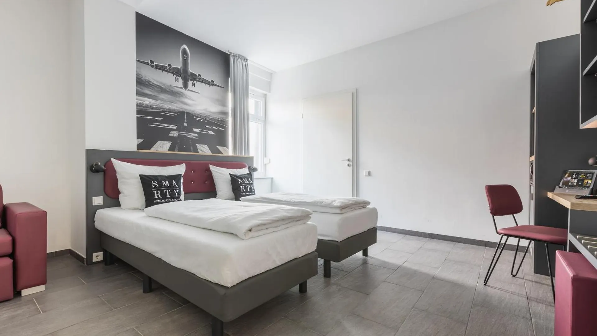 Airport Hotel Dürscheidt by SMARTY - KONTAKTLOSER SELF CHECK-IN Köln