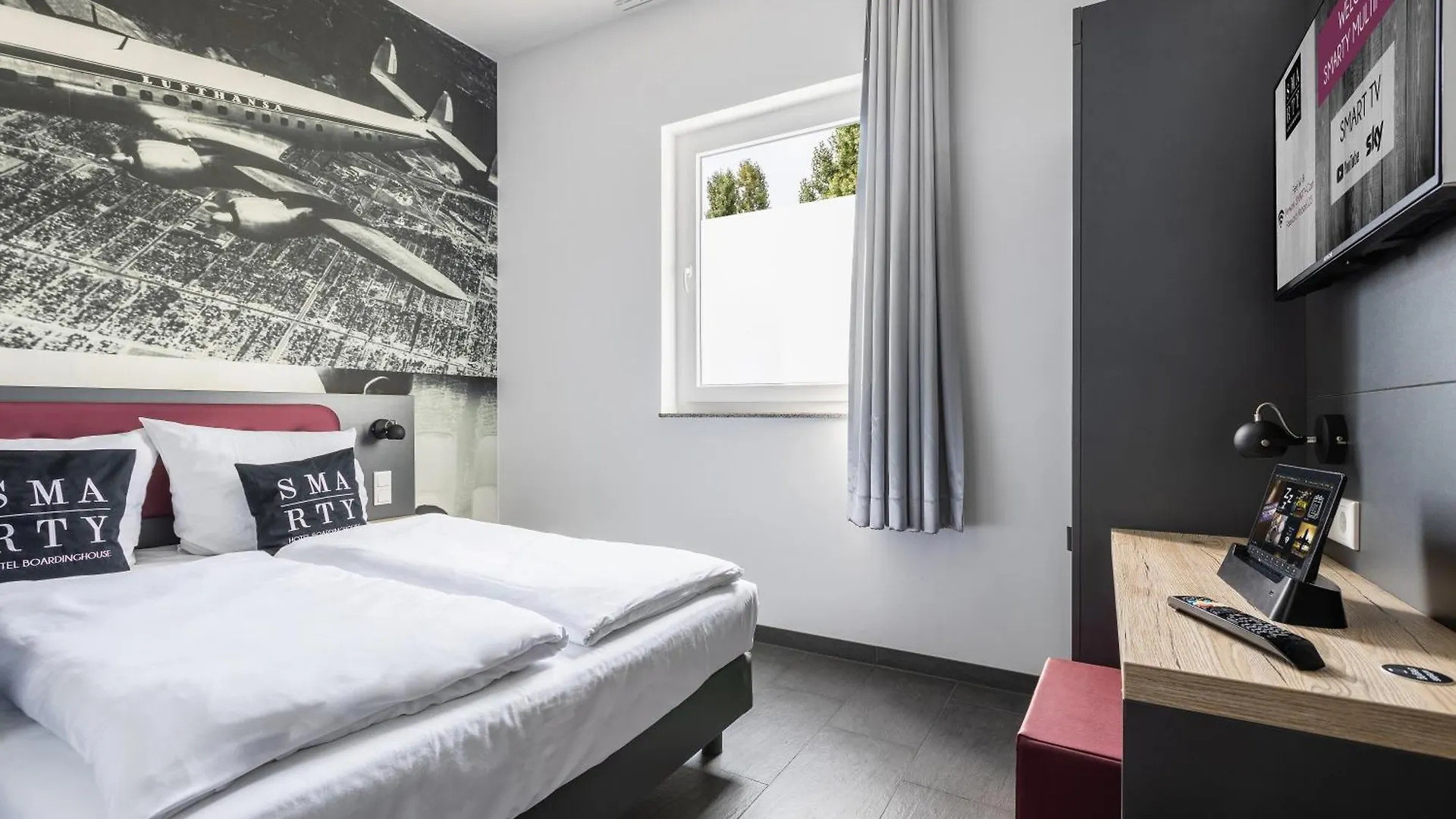 ***  Airport Hotel Dürscheidt by SMARTY - KONTAKTLOSER SELF CHECK-IN Köln Deutschland